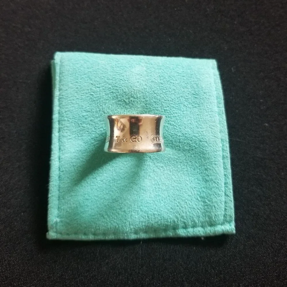 Tiffany & Co. Wide Concave Ring
